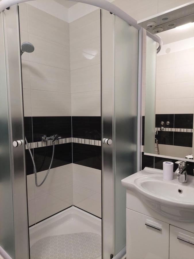 Apartman Zrina Ostro Кральевица Экстерьер фото
